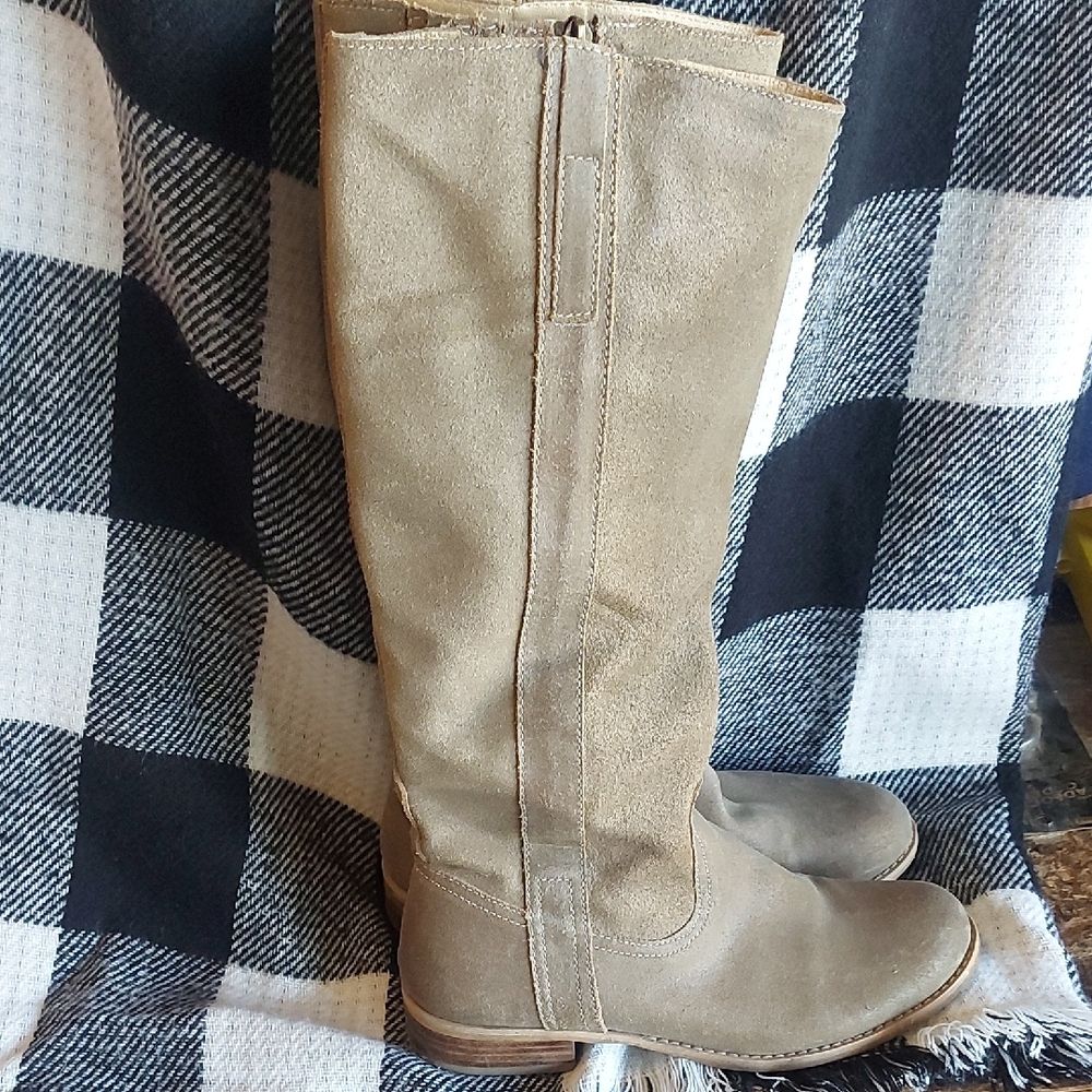 Guess Olive Green Boots